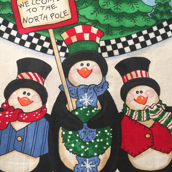 Christmas Must Have Festive Penguins Reversible Vest. 2XL + - Picture 6 of 6